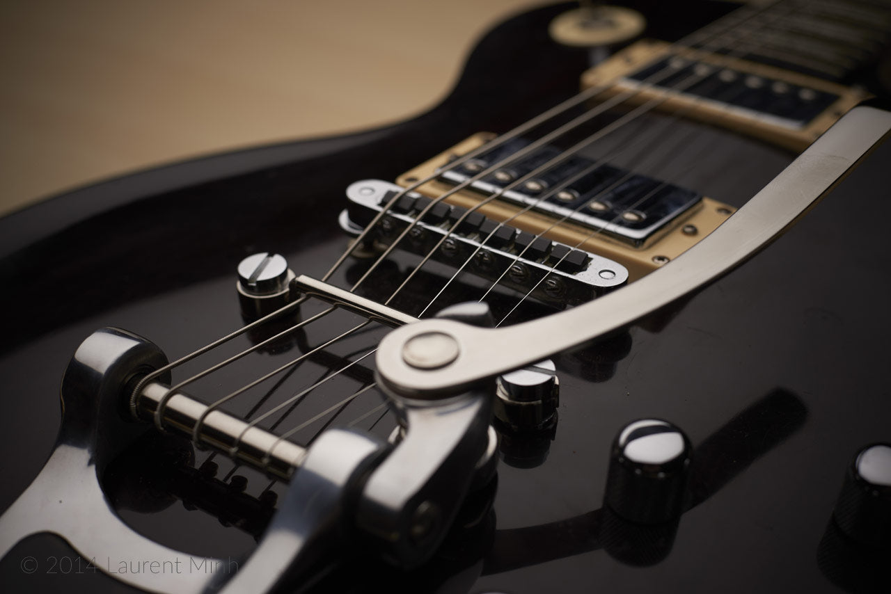 BIGSBY B3 installed on a Les Paul Guitar